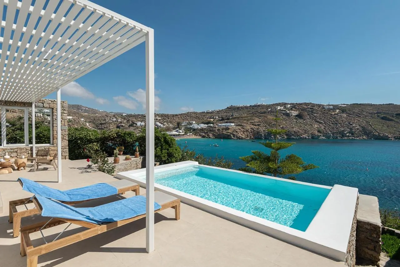 Etesians Suites & Villas Super Paradise Beach  3*, Super Paradise Beach (Mykonos)